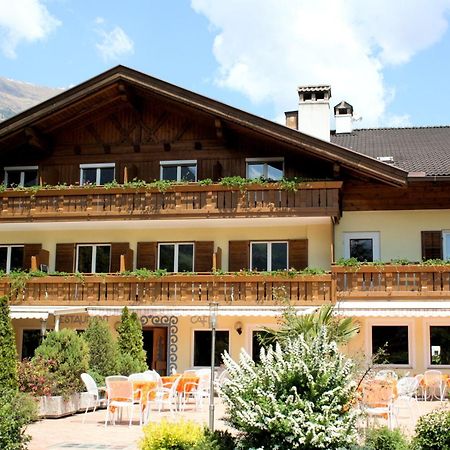 Hotel Klotz San Leonardo in Passiria Esterno foto